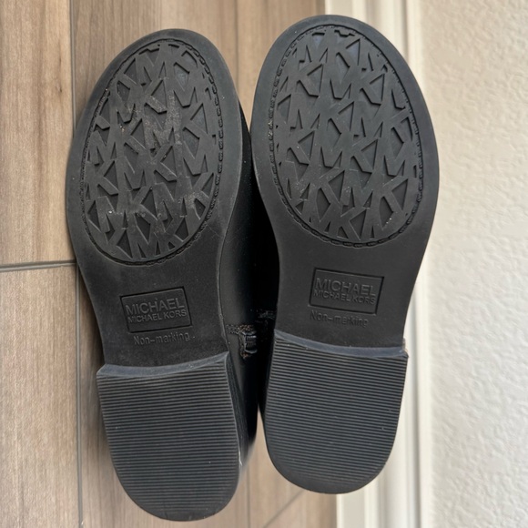 Girls Michael Kors Ender Boots - Picture 4 of 5